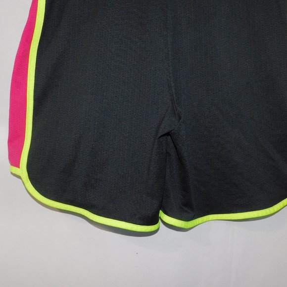 UNDER ARMOUR UA PERFORMANCE Mens S LOOSE FIT HEATGEAR SHORTS PINK Black yellow - Picture 7 of 7